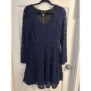 NWT! Umgee Midnight Blue Lace Fit and Flare Dress with Tulle Hem, Long Sleeves L